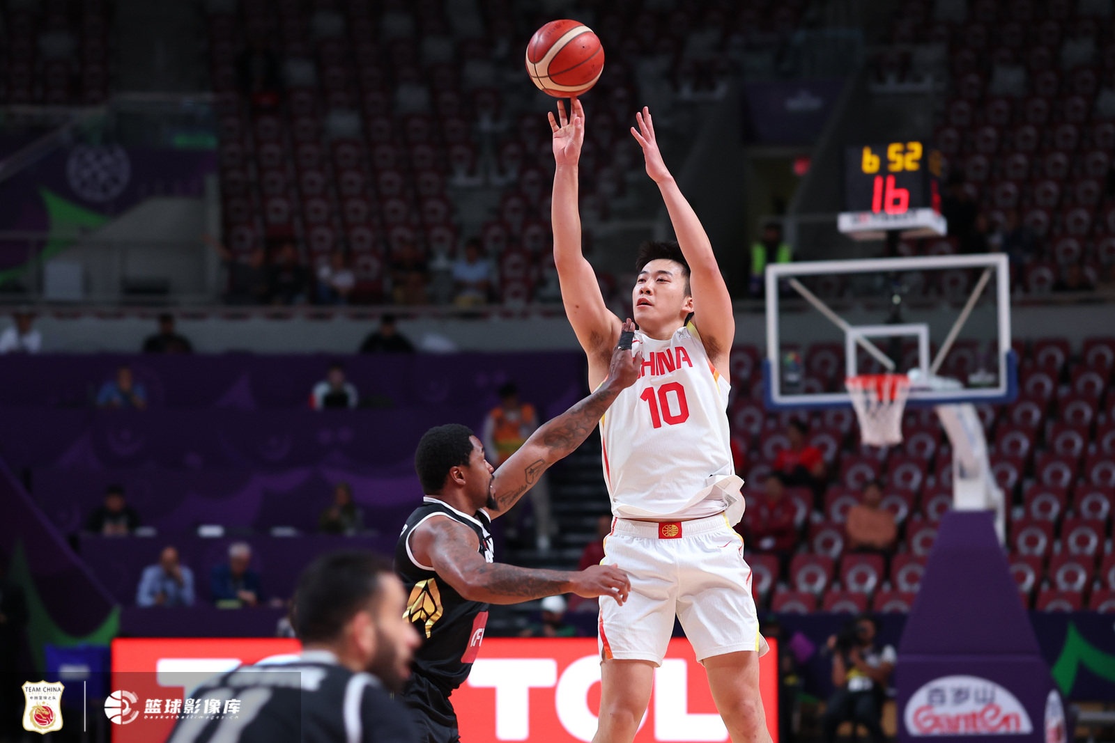 媒體人員：王·朱吉（Wang Junjie）明年將晉級(jí) 但NBA將撤退 但NBL會(huì)錯(cuò)過(guò)一次又一次又一次來(lái)澳大利亞的黃金機(jī)會(huì)